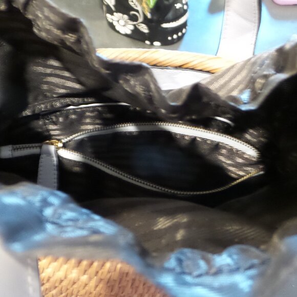 Pulicati Handmade Bag Cane Rattan Basket Cinch-up Handbag - Picture 7 of 7